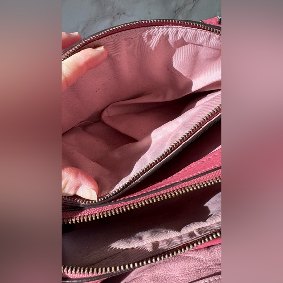 Coach Brooklyn Carryall - Picture 13 of 15